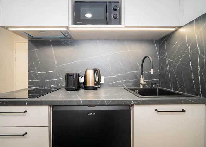 Апартаменты Airport-bus - 13 North - Family 10 Таллин